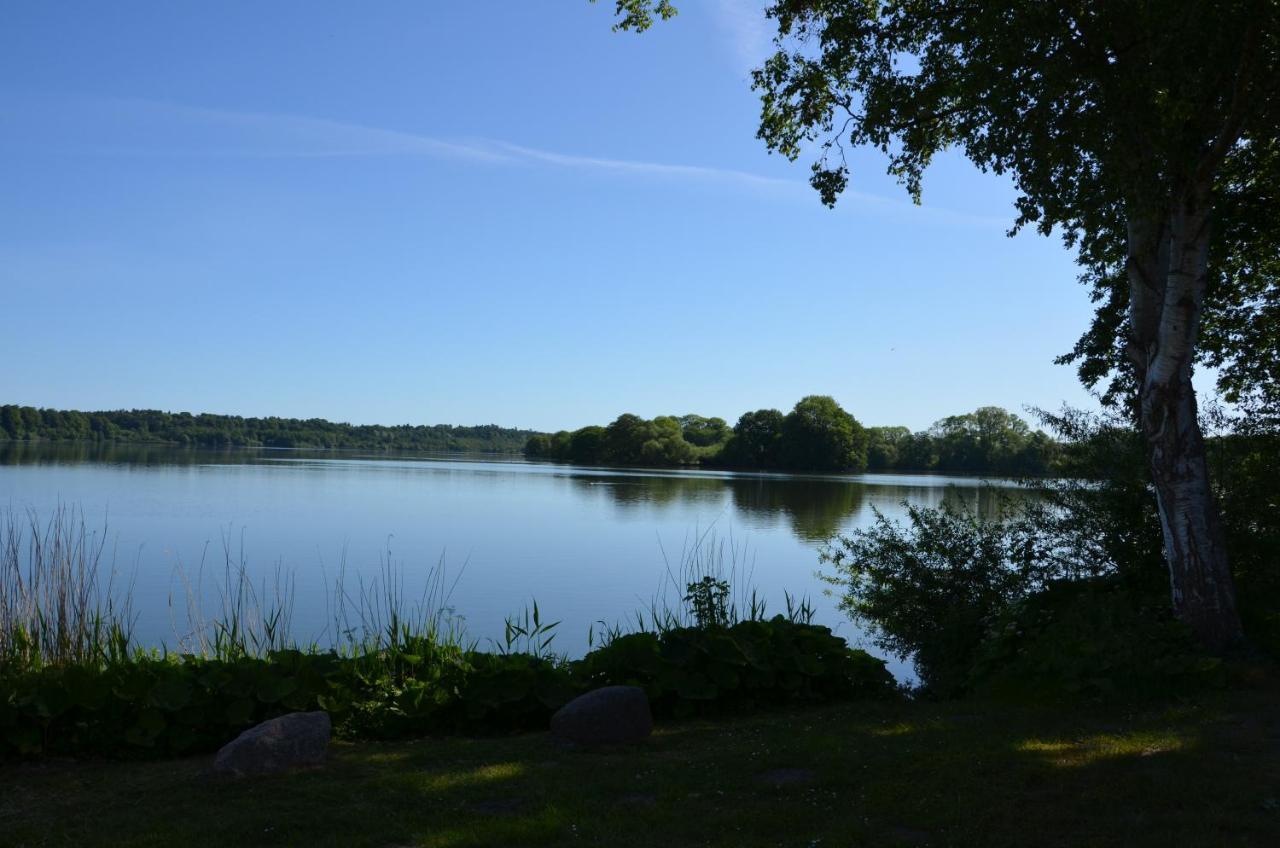Ferienwohnung Am See Eutin Bagian luar foto