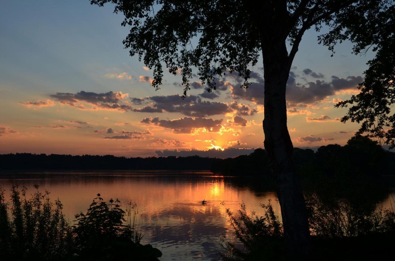Ferienwohnung Am See Eutin Bagian luar foto